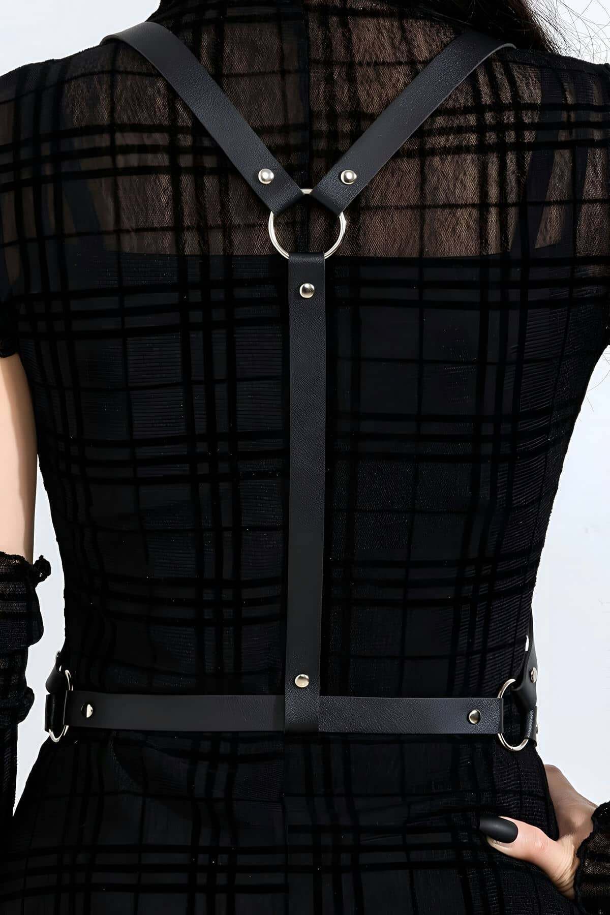 Elbise Üstü Şık Deri Aksesuar - APFT938